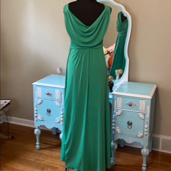 Beautiful Sangria Grecian Long Formal Maxi Dress - Size 8 - Kelly Green - Picture 4 of 9